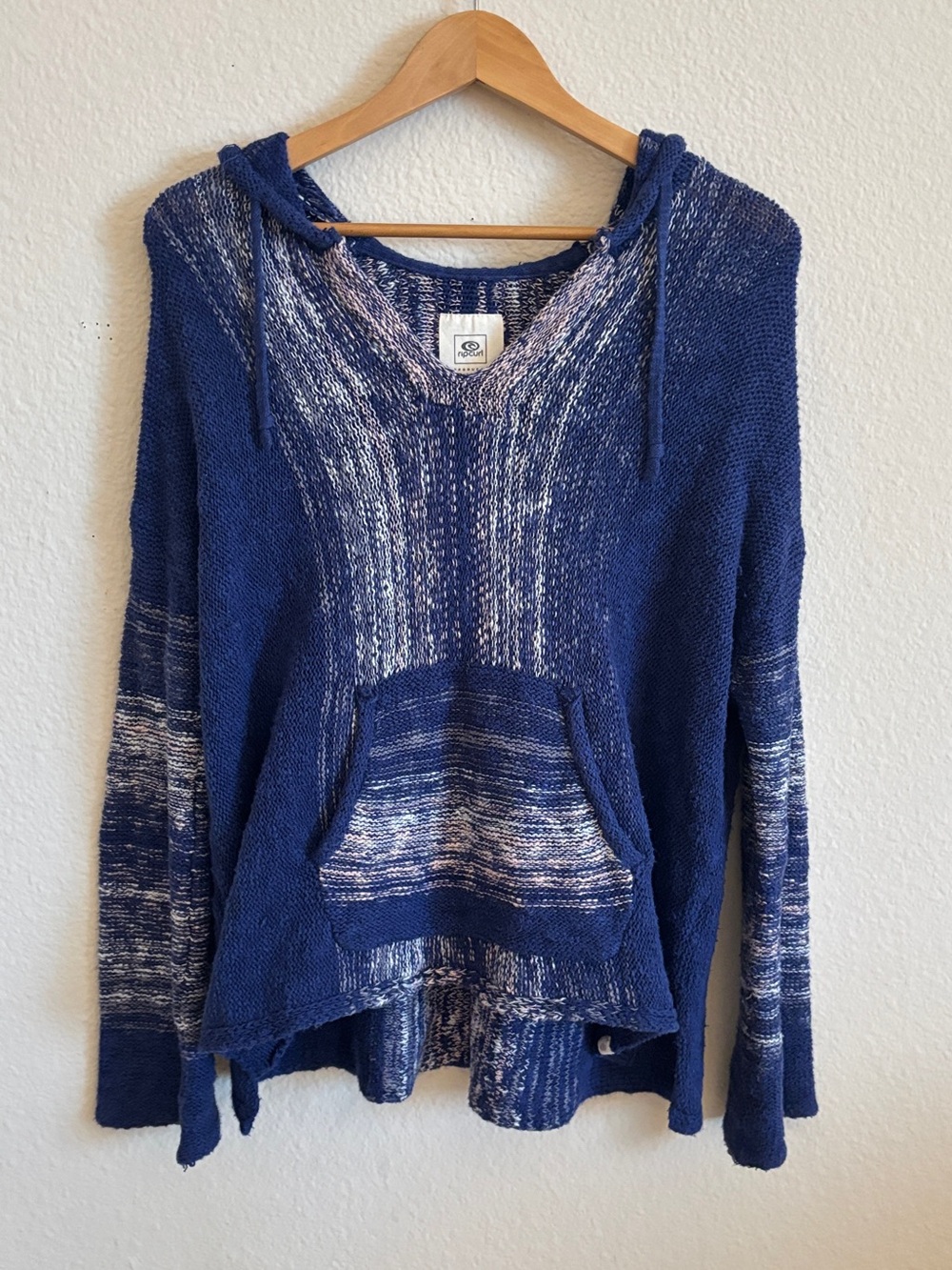 Rip Curl Waves Poncho Pullover Size S